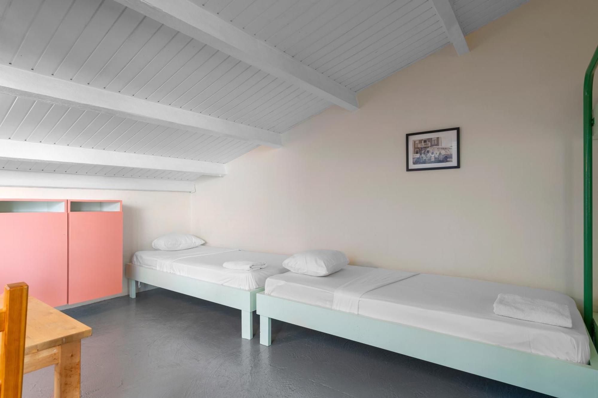 The Ritz Hostel Willemstad Exterior foto