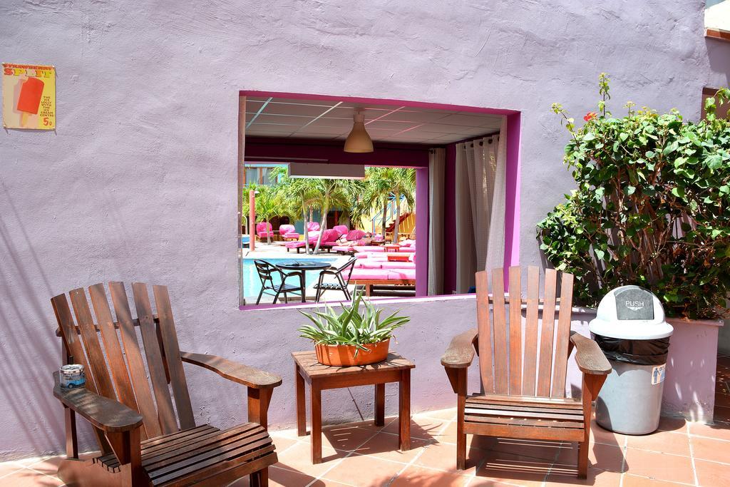 The Ritz Hostel Willemstad Exterior foto