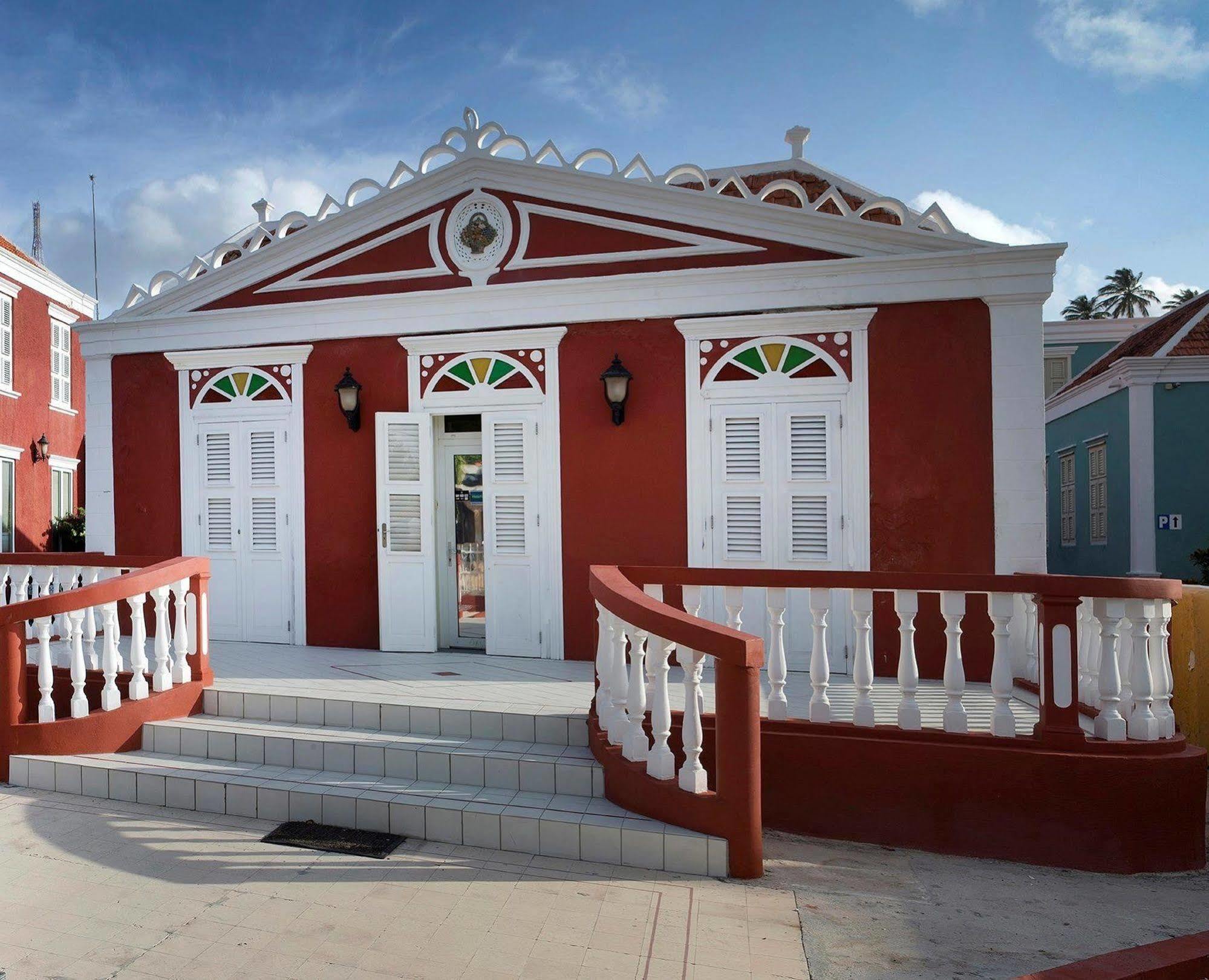 The Ritz Hostel Willemstad Exterior foto